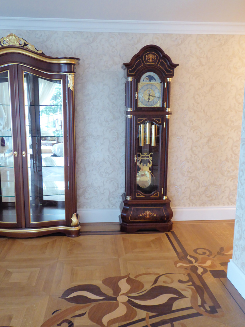 Kieninger Uhrenshop Kieninger Floor Clock Exklusive Walnut Case